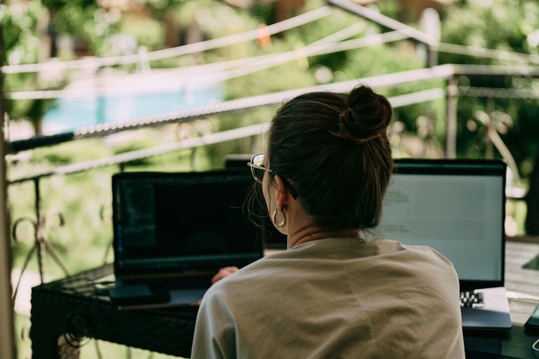 woman programmer working remotely